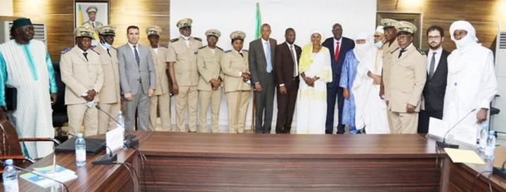 Développement des collectivités territoriales du mali sur le FDD : 16 projets financés à hauteur de 38,450 milliards Fcfa en faveur de 10 collectivités territoriales Développement des collectivités territoriales du mali sur le FDD : 16 projets financés à hauteur de 38,450 milliards Fcfa en faveur de 10 collectivités territoriales