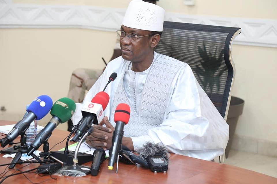 Le PM à la rencontre des agents de la Haute administration: ‘‘le Mali n’a jamais été isolé, le Mali ne sera jamais isolé’’ Le PM à la rencontre des agents de la Haute administration: ‘‘le Mali n’a jamais été isolé, le Mali ne sera jamais isolé’’