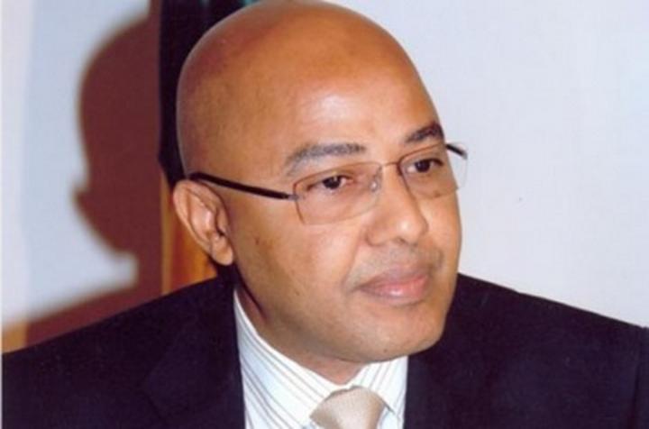 Sans Tabou: suspension de la constitution, nationalisme ou délire populiste Sans Tabou: suspension de la constitution, nationalisme ou délire populiste