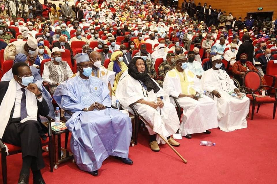 Défense et sécurité : Pour une armée à hauteur de mission Défense et sécurité : Pour une armée à hauteur de mission