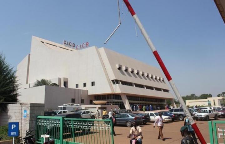 les Assises nationales recommandent de prolonger la transition jusqu'à cinq ans les Assises nationales recommandent de prolonger la transition jusqu'à cinq ans