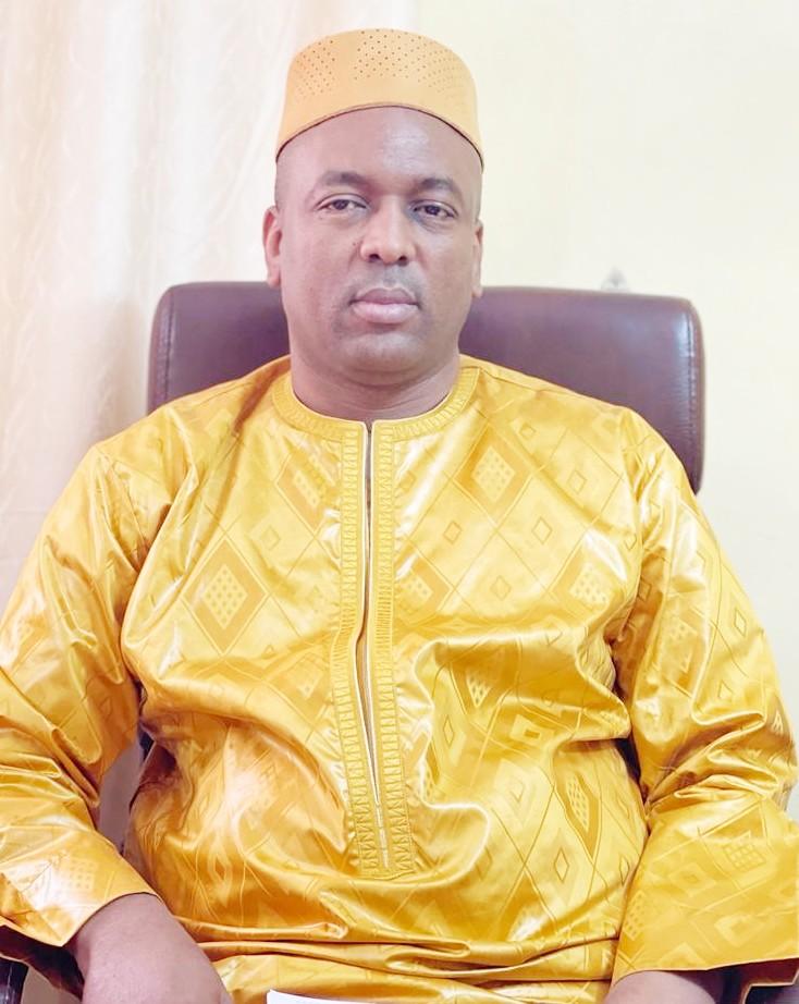 Vulgarisation de la nouvelle loi domaniale et foncière sous le leadership de Abdoulaye Dicko : Le titre foncier comme seul acte de propriété, un Guichet unique du foncier créé Pour la refondation des rapports sociaux, la paix et la stabilité sociales ! Vulgarisation de la nouvelle loi domaniale et foncière sous le leadership de Abdoulaye Dicko : Le titre foncier comme seul acte de propriété, un Guichet unique du foncier créé Pour la refondation des rapports sociaux, la paix et la stabilité sociales !