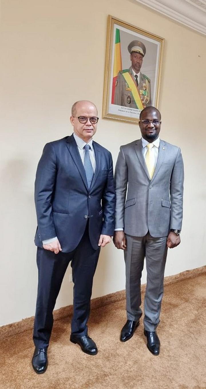 Mali-Maroc : L’ambassadeur de Sa Majesté reçu par deux membres du gouvernement Mali-Maroc : L’ambassadeur de Sa Majesté reçu par deux membres du gouvernement