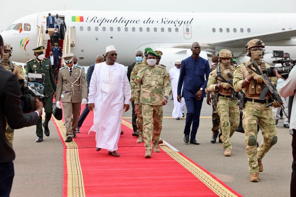 Visite à pas de course du président sénégalais au Mali : Macky Sall va-t-il obtenir de Bamako ce que Faure Eyadema n’a pas pu ? Visite à pas de course du président sénégalais au Mali : Macky Sall va-t-il obtenir de Bamako ce que Faure Eyadema n’a pas pu ?