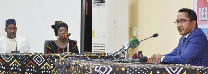 Moussa Ag Attaher (Ministre des Sports) à l’émission “90 minutes” pour convaincre de l’AJSM : “Désormais, les contrats des entraîneurs des équipes nationales seront signés sur la base des objectifs et non des contrats permanents” Moussa Ag Attaher (Ministre des Sports) à l’émission “90 minutes” pour convaincre de l’AJSM : “Désormais, les contrats des entraîneurs des équipes nationales seront signés sur la base des objectifs et non des contrats permanents”