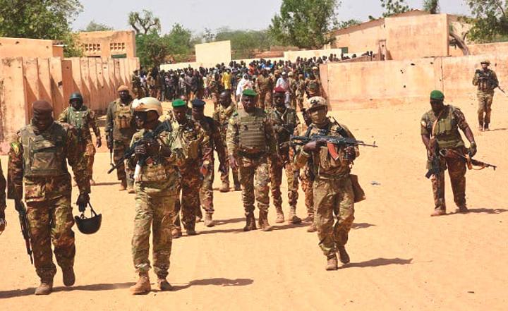 Mali : Les FAMa repoussent une double attaque terroriste à Tessit