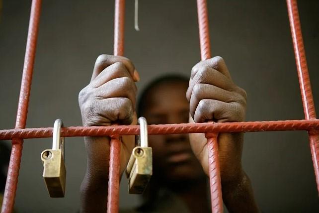 Auteurs de braquages à Kalabancoro et Niamakoro : Tiécoro et Binké tombent dans les filets du 10e arrondissement Auteurs de braquages à Kalabancoro et Niamakoro : Tiécoro et Binké tombent dans les filets du 10e arrondissement