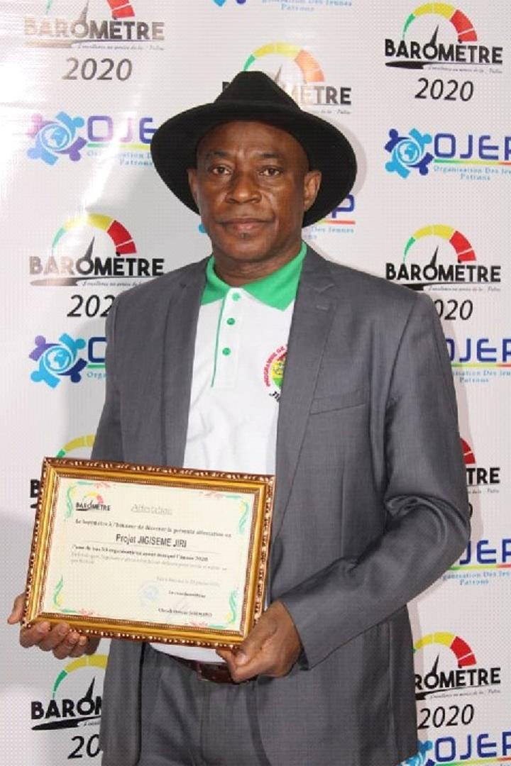 Le Projet Jiguisemejiri devient ‘’Jiguiwarojiri’’ : Plus de 30 milliards FCFA non transférés aux ménages vulnérables par le Coordinateur Le Projet Jiguisemejiri devient ‘’Jiguiwarojiri’’ : Plus de 30 milliards FCFA non transférés aux ménages vulnérables par le Coordinateur