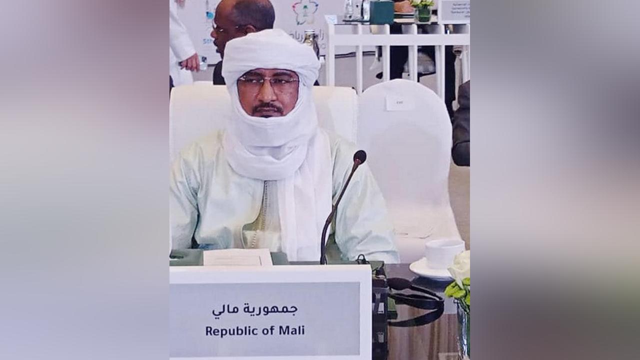 Moussa Ag Attaher lors de la 5e conférence des ministres de la jeunesse et des sports de l’OCI À Djeddah : “Le Mali a fait du sport le facteur de mobilisation sociale de la jeunesse autour de la promotion de la cohésion sociale et du plein épanouissement des jeunes” Moussa Ag Attaher lors de la 5e conférence des ministres de la jeunesse et des sports de l’OCI À Djeddah : “Le Mali a fait du sport le facteur de mobilisation sociale de la jeunesse autour de la promotion de la cohésion sociale et du plein épanouissement des jeunes”
