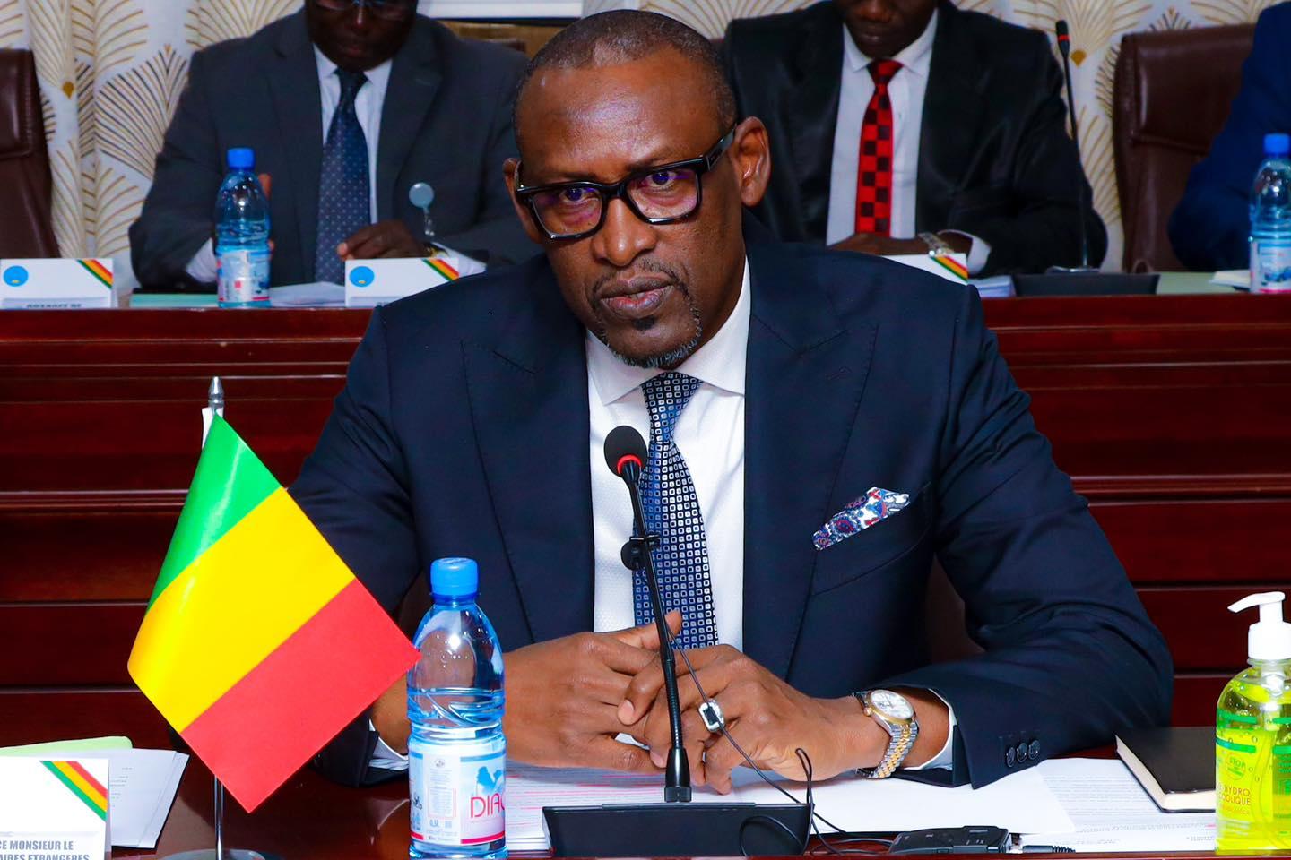 Abdoulaye Diop l’a affirmé lors du sommet sur la paix à Dakar : « Le Mali n’a de problème à traiter avec aucun partenaire, y compris la France » si ses conditions sont respectées Abdoulaye Diop l’a affirmé lors du sommet sur la paix à Dakar : « Le Mali n’a de problème à traiter avec aucun partenaire, y compris la France » si ses conditions sont respectées