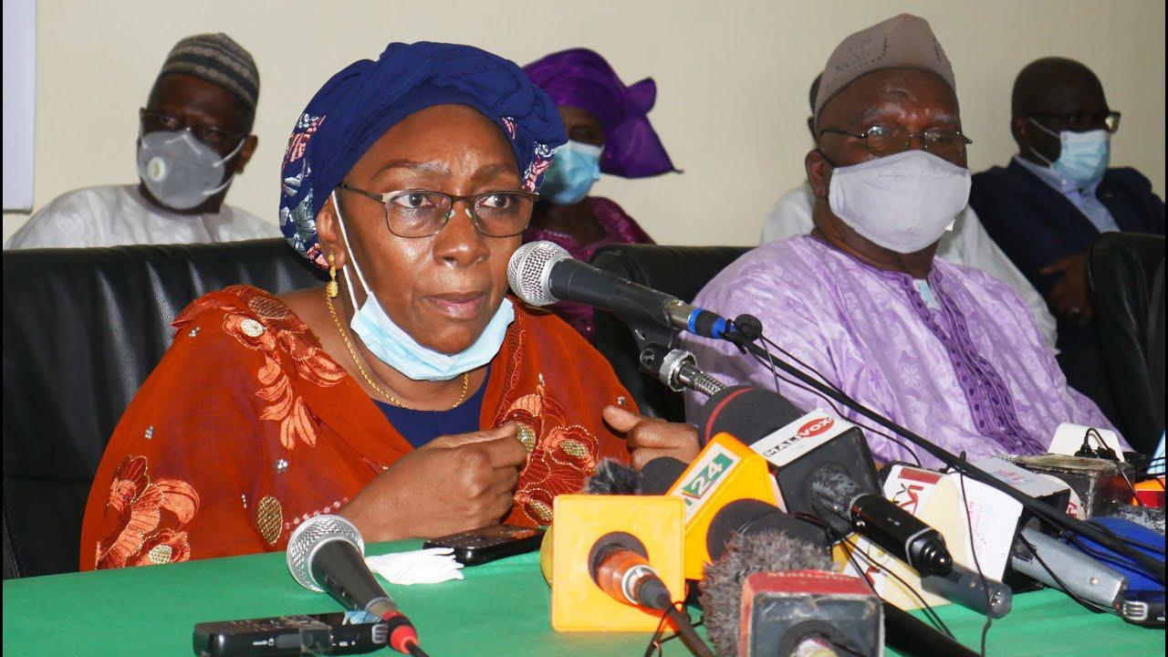 Mali: les récriminations de la classe politique à l’avant-projet de texte de la nouvelle Constitution Mali: les récriminations de la classe politique à l’avant-projet de texte de la nouvelle Constitution