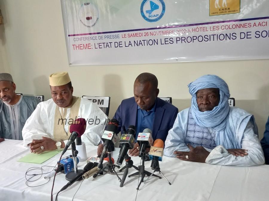 des partis et regroupements politiques réclament l’abandon du projet de la nouvelle constitution et l’organisation des élections présidentielles et législatives sous la responsabilité d’un Gouvernement inclusif de mission des partis et regroupements politiques réclament l’abandon du projet de la nouvelle constitution et l’organisation des élections présidentielles et législatives sous la responsabilité d’un Gouvernement inclusif de mission