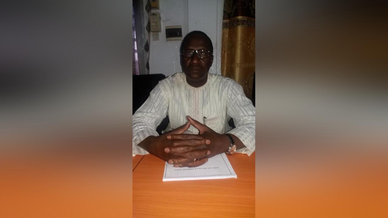 Présumé coupable d’une délinquance financière portant sur 10 milliards de fcfa du fonds covid-19 : Les nuages s’amoncellent sur la tête de Youssouf Bathily Présumé coupable d’une délinquance financière portant sur 10 milliards de fcfa du fonds covid-19 : Les nuages s’amoncellent sur la tête de Youssouf Bathily