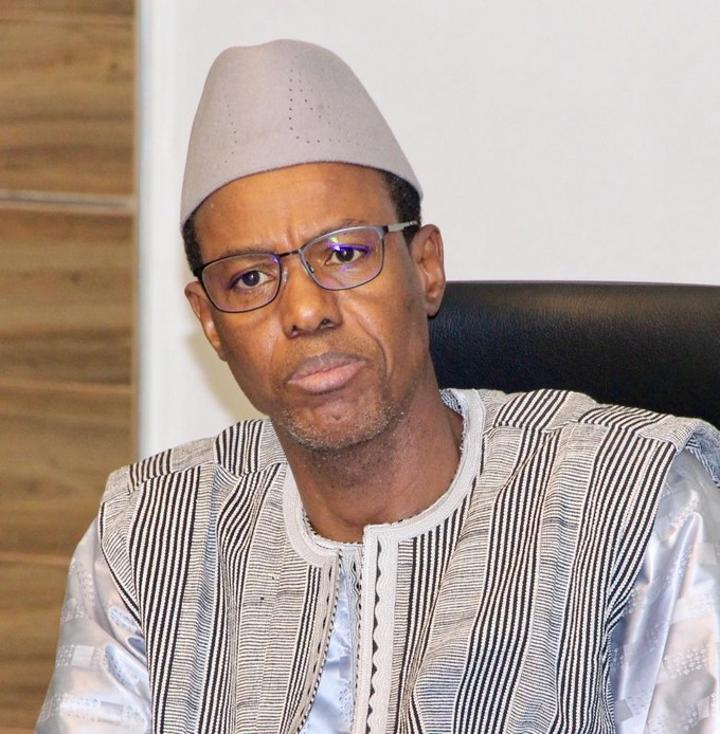 Alousseni Sanou, ministre de l’économie et des finances, parle de la cherté de la vie : “Sur les produits pétroliers, nous avons enregistré un manque à gagner de plus de 132 milliards de FCFA entre 2021-2022” Alousseni Sanou, ministre de l’économie et des finances, parle de la cherté de la vie : “Sur les produits pétroliers, nous avons enregistré un manque à gagner de plus de 132 milliards de FCFA entre 2021-2022”
