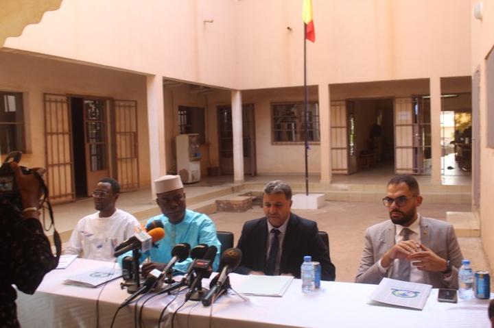 Formation continue, promotion de la recherche, mobilité d’enseignants- chercheurs et étudiants : L’Ecole supérieure de journalisme et des sciences de la communication (ESJSC) du Mali et l’Isic de Rabat scellent un partenariat Formation continue, promotion de la recherche, mobilité d’enseignants- chercheurs et étudiants : L’Ecole supérieure de journalisme et des sciences de la communication (ESJSC) du Mali et l’Isic de Rabat scellent un partenariat