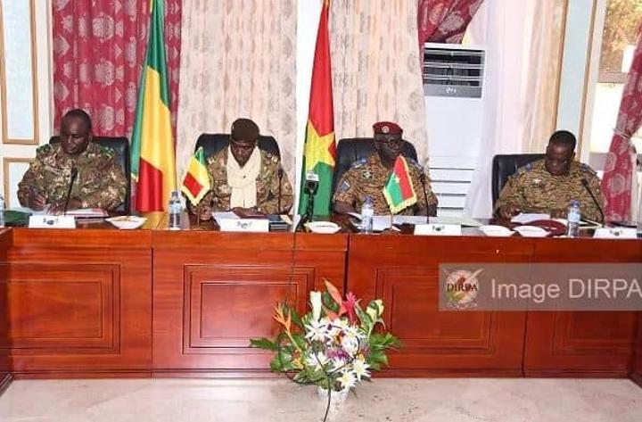 Mali Burkina Vers Une Fédération Mali