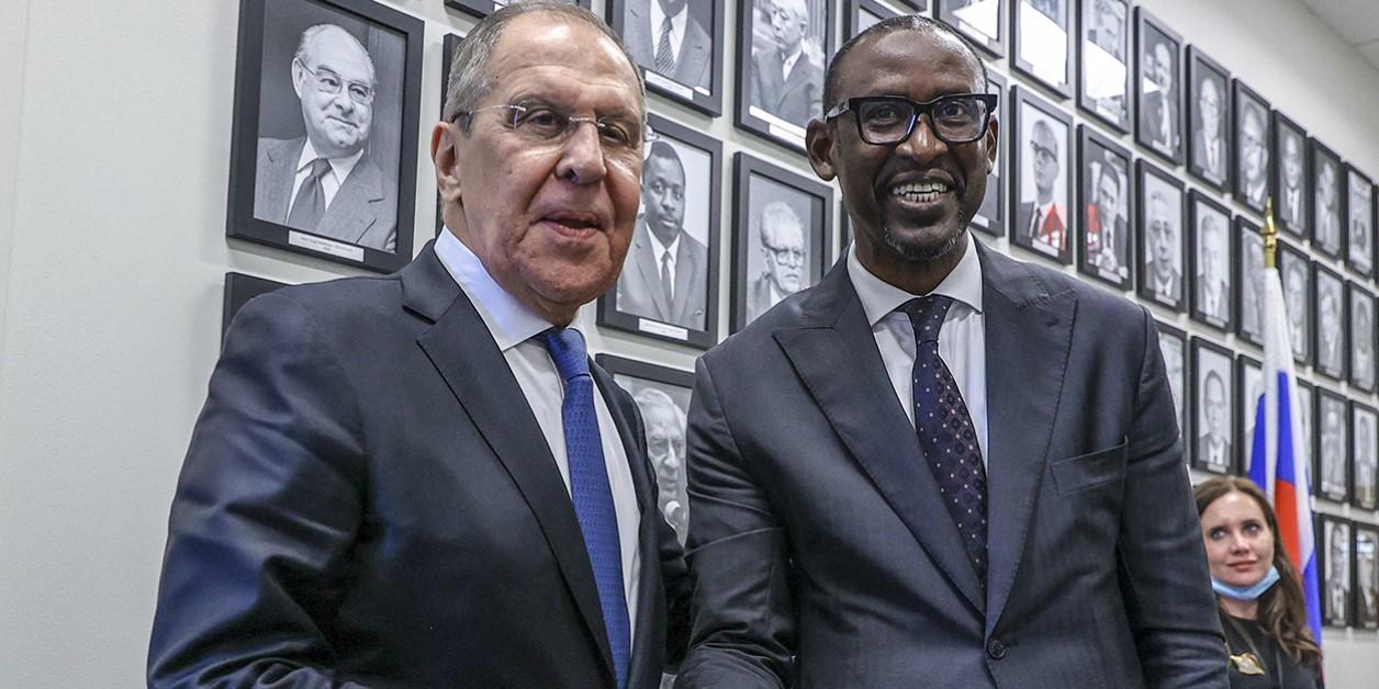 Quand les Maliens misent sur la Russie pour combler le vide causé par le départ de « Barkhane » : Sondage ! Quand les Maliens misent sur la Russie pour combler le vide causé par le départ de « Barkhane » : Sondage !