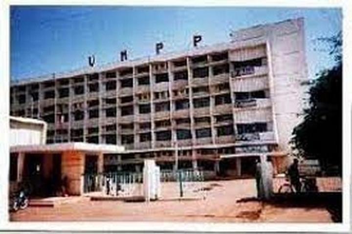 Relance de l’Usine Malienne des Produits Pharmaceutiques (UMPP) : Une nouvelle mission impossible pour la Transition ? Relance de l’Usine Malienne des Produits Pharmaceutiques (UMPP) : Une nouvelle mission impossible pour la Transition ?