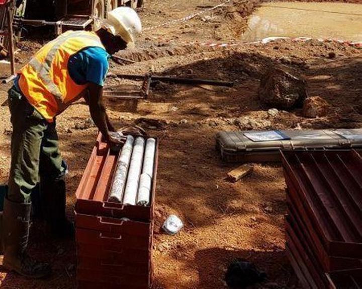 Production de lithium au Mali : L’entreprise australienne Leo Lithium produit le premier minerai à Goulamina Production de lithium au Mali : L’entreprise australienne Leo Lithium produit le premier minerai à Goulamina