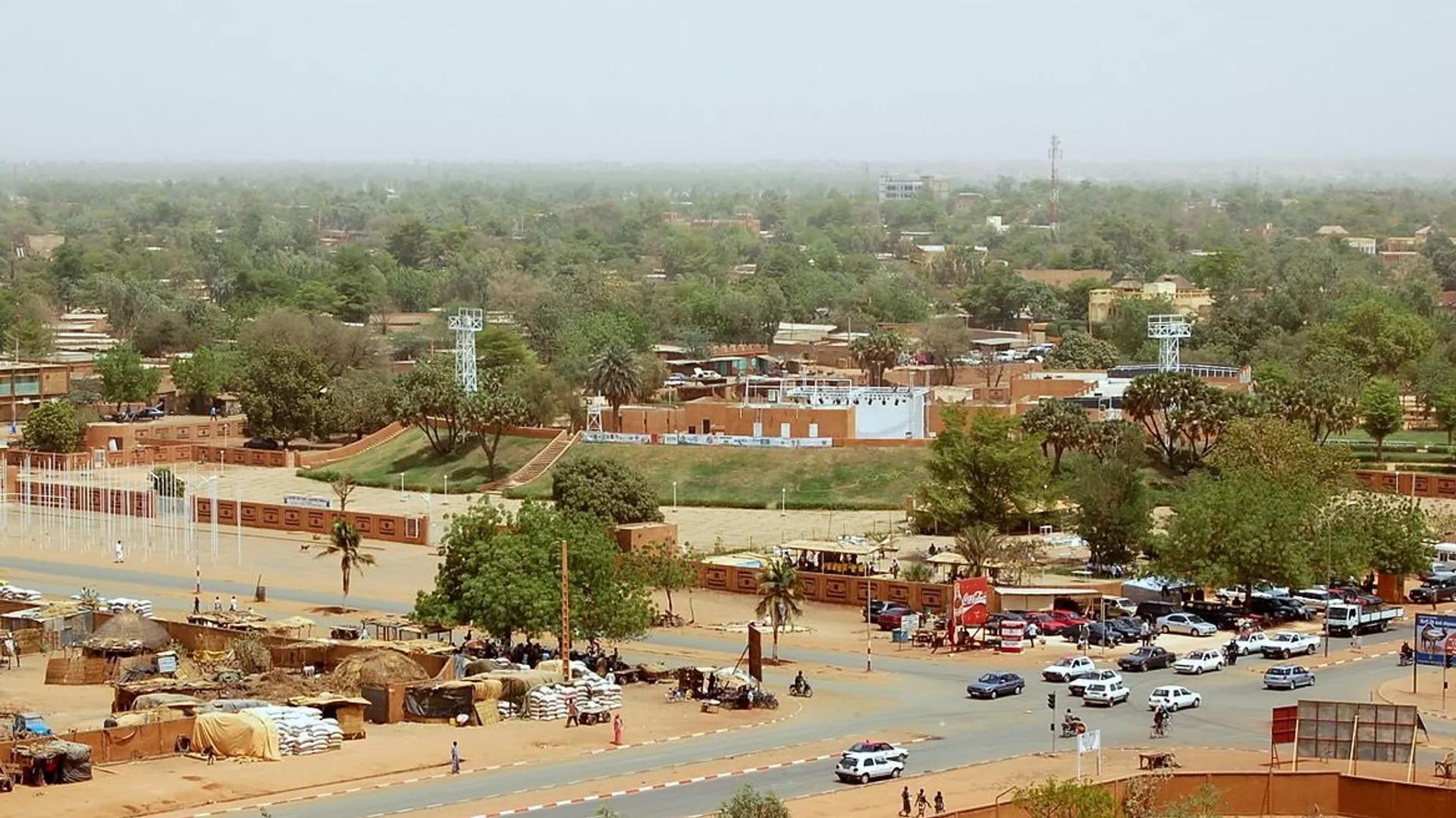 Voilà pourquoi Niamey expulse l’ambassadeur de France mais pas celui des USA, selon un africaniste Voilà pourquoi Niamey expulse l’ambassadeur de France mais pas celui des USA, selon un africaniste