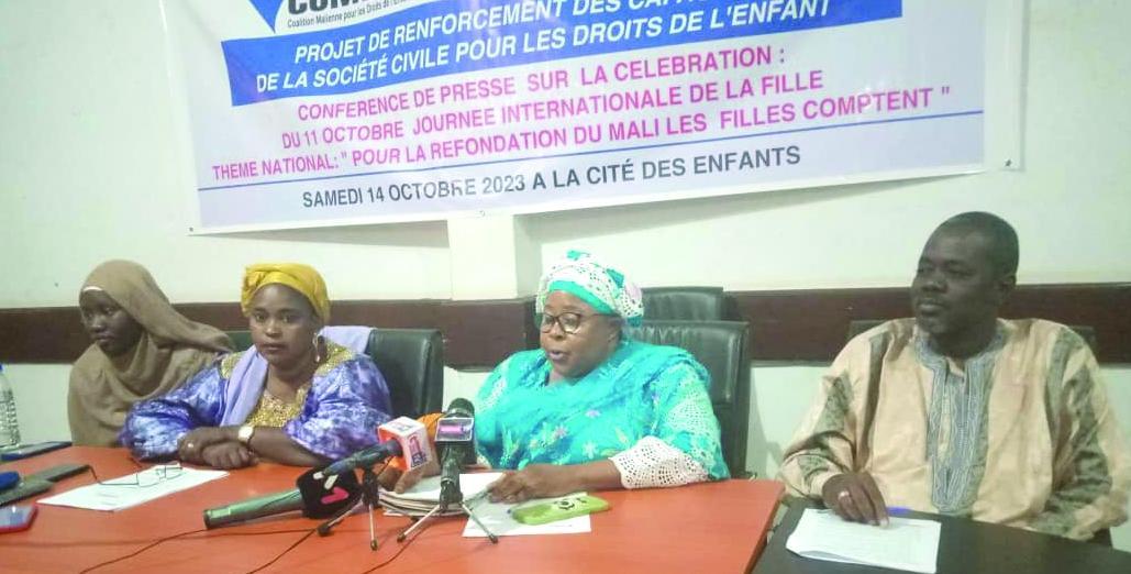 Les responsables de la COMADE face à la presse : «Le contexte relatif au respect des droits des filles connait des insuffisances…» Les responsables de la COMADE face à la presse : «Le contexte relatif au respect des droits des filles connait des insuffisances…»