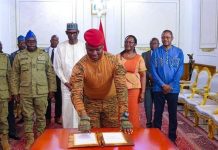 Le Mali, le Niger et le Burkina Faso Annoncent une Force Conjointe Contre le Terrorisme Le Mali, le Niger et le Burkina Faso Annoncent une Force Conjointe Contre le Terrorisme