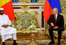 Poutine S’Entretenait avec Assimi Goïta À Moscou Poutine S'Entretenait avec Assimi Goïta À Moscou