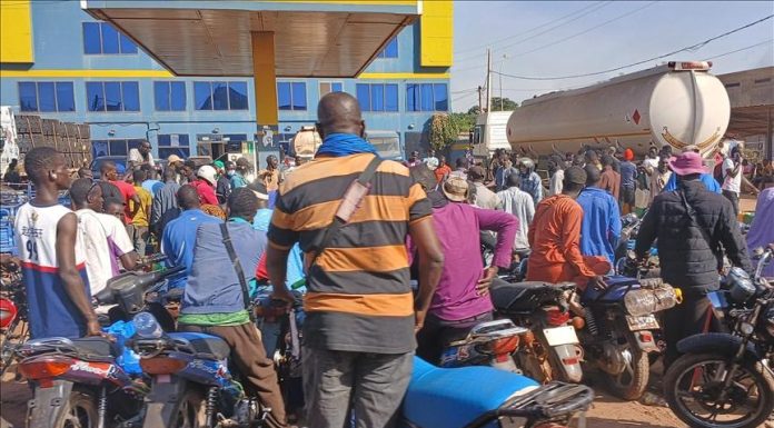 Bamako entre Vigilance Sécuritaire et Résilience Bamako entre Vigilance Sécuritaire et Résilience