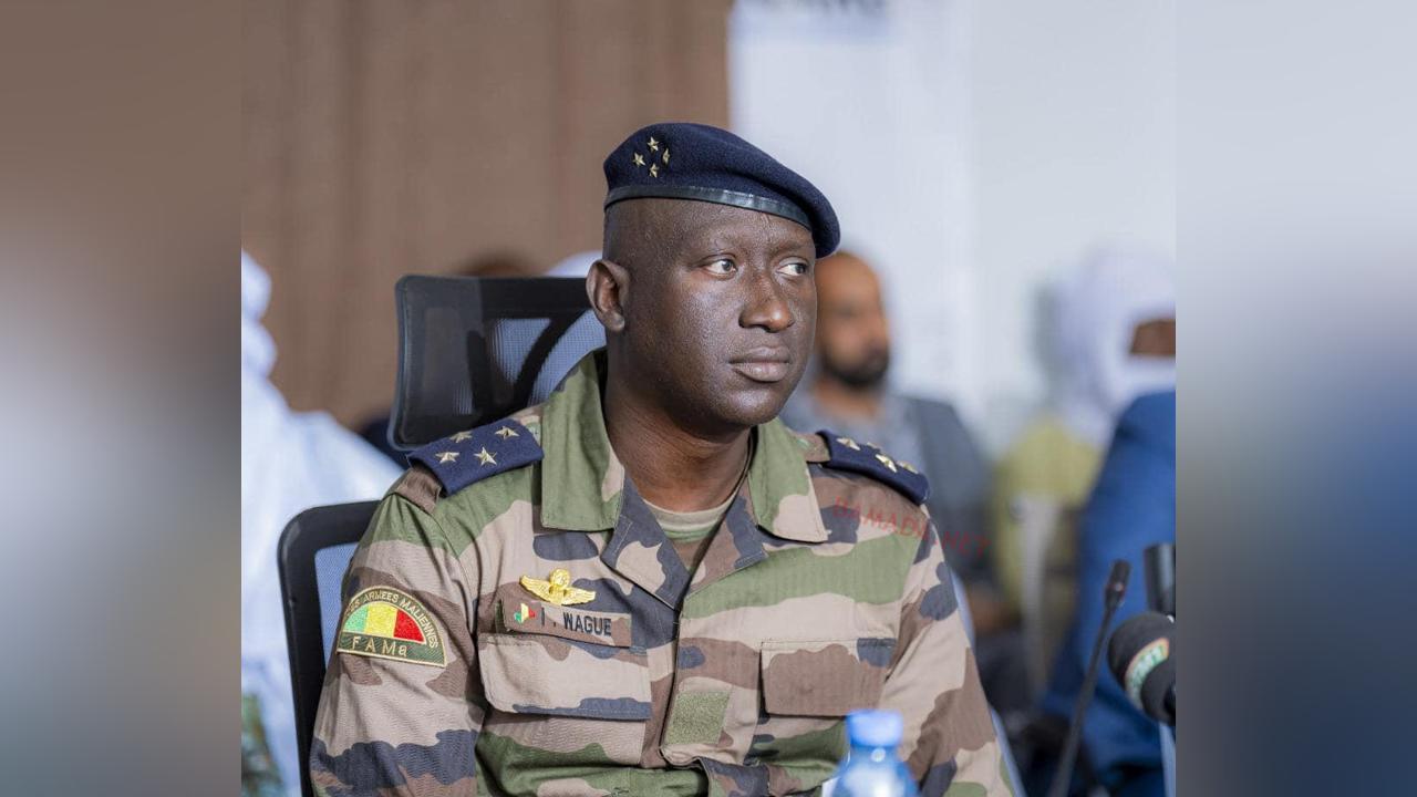 Cohésion Nationale: Ministre Suspend Deux Chefs du Nord Cohésion Nationale: Ministre Suspend Deux Chefs du Nord