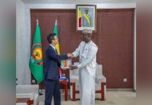 Diplomatie: Président CNT Rencontre Ambassadeurs Chine Iran Diplomatie: Président CNT Rencontre Ambassadeurs Chine Iran