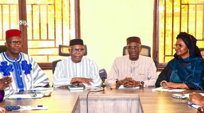 Refondation Nationale Lancement du Comité de L’Éducation Refondation Nationale Lancement du Comité de L'Éducation