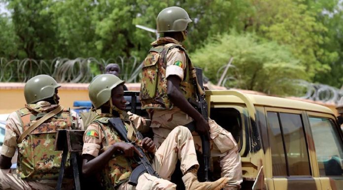 Morts et Blessés Après une Mine au Mali Morts et Blessés Après une Mine au Mali