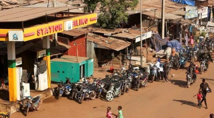 Mali: Enregistrement des Motos et Tricycles en Raison de la Sécurité Mali: Enregistrement des Motos et Tricycles en Raison de la Sécurité