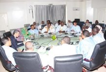 لجنة المالية بالجمعية الوطنية تناقش ميزانية الوزارة الأولى