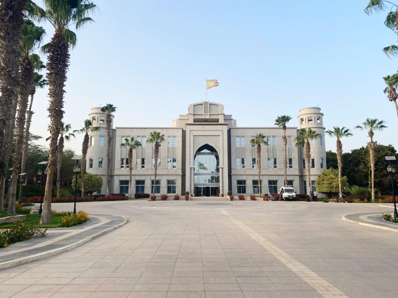 موريتانيا: 15 وزيرا يغادرون الحكومة واختيار أسماء جديدة موريتانيا: 15 وزيرا يغادرون الحكومة واختيار أسماء جديدة