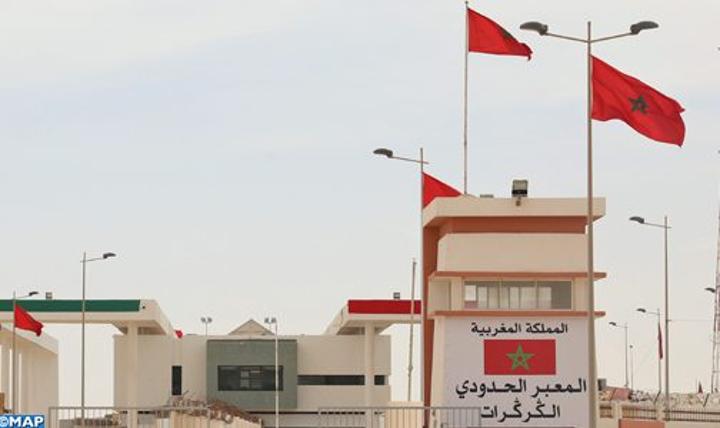 بعد إغلاقه بسبب كورونا.. المغرب تفتح معبر الكركرات أمام المسافرين بعد إغلاقه بسبب كورونا.. المغرب تفتح معبر الكركرات أمام المسافرين