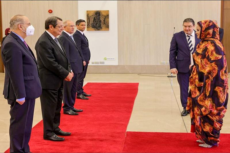 سفيرة موريتانيا في قبرص تقدم أوراق اعتمادها سفيرة موريتانيا في قبرص تقدم أوراق اعتمادها