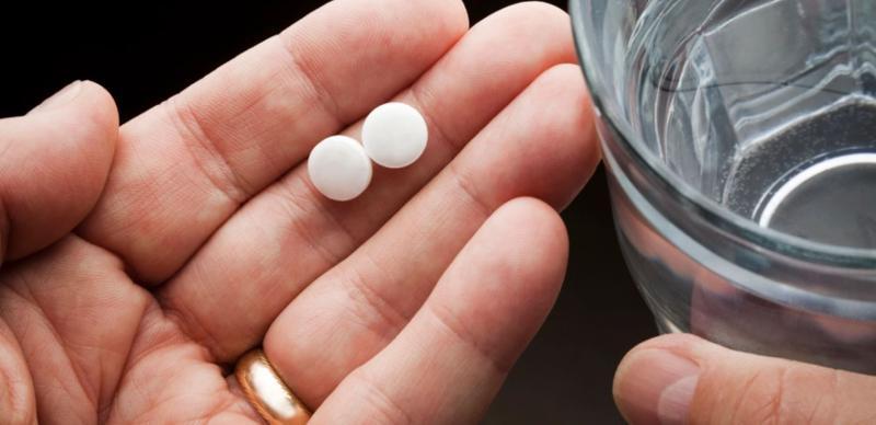 متى يجب التوقف عن تناول الأسبرين متى يجب التوقف عن تناول الأسبرين