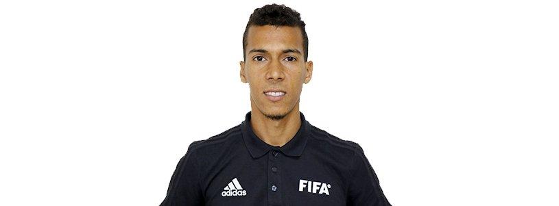 اختيار حكم موريتاني ضمن طاقم تحكيم نهائي دوري أبطال افريقيا اختيار حكم موريتاني ضمن طاقم تحكيم نهائي دوري أبطال افريقيا