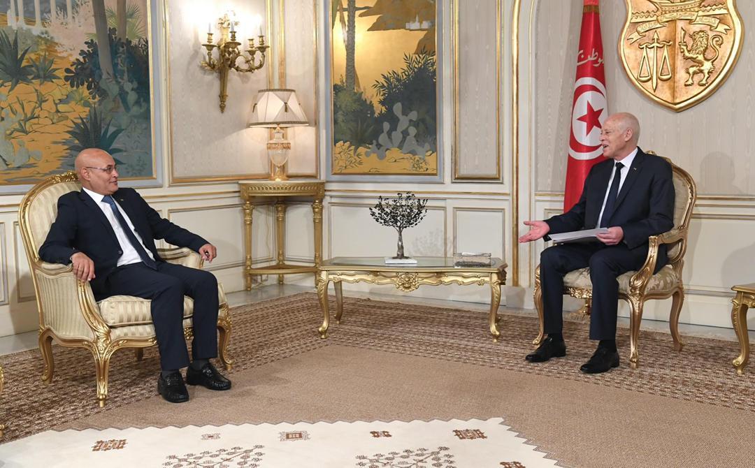 خلال استقبال وزير الثقافة.. سعيّد يبدي تطلعه للارتقاء بالعلاقات مع موريتانيا خلال استقبال وزير الثقافة.. سعيّد يبدي تطلعه للارتقاء بالعلاقات مع موريتانيا