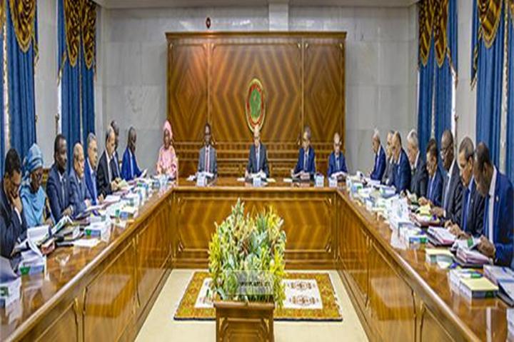 مجلس الوزراء يعين مديرا بوزارة الصيد (نص البيان) مجلس الوزراء يعين مديرا بوزارة الصيد (نص البيان)