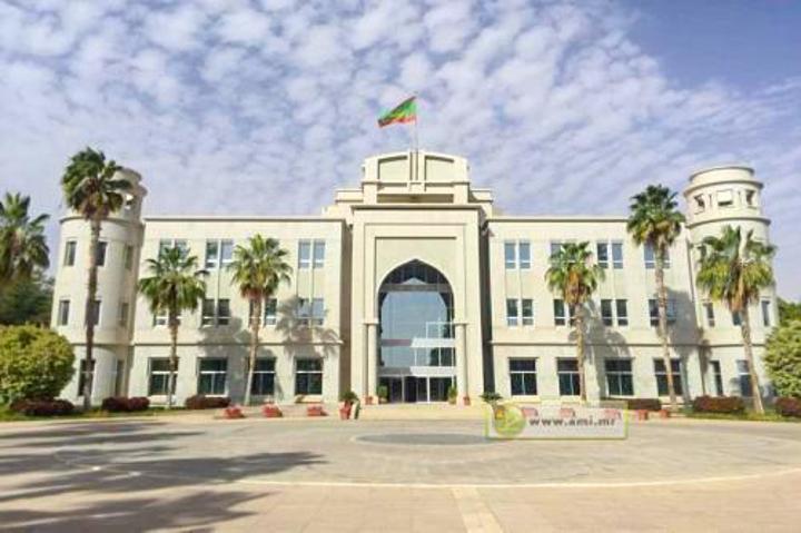 عفو رئاسي عن سجناء محكوم عليهم في قضايا إرهابية (أسماء) عفو رئاسي عن سجناء محكوم عليهم في قضايا إرهابية (أسماء)