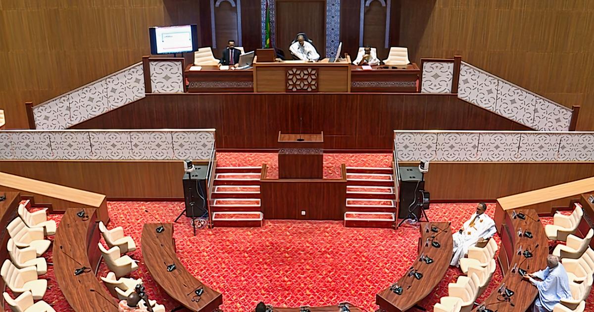 يرفع من قيمة اللغة العربية واللهجات الوطنية.. إصلاح جديد للتعليم بموريتانيا أغضب الفرنكفونيين ولم يرض العروبيين يرفع من قيمة اللغة العربية واللهجات الوطنية.. إصلاح جديد للتعليم بموريتانيا أغضب الفرنكفونيين ولم يرض العروبيين