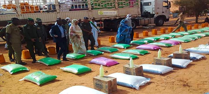 انبيكة : توزيع 32 طنا من المواد الغذائية لصالح المتضررين من السيول انبيكة : توزيع 32 طنا من المواد الغذائية لصالح المتضررين من السيول