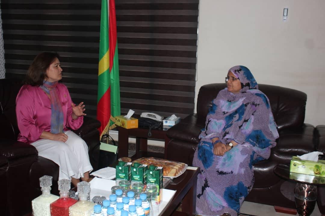 مباحثات بين رئيسة جهة نواكشوط والسفيرة الاسبانية في نواكشوط