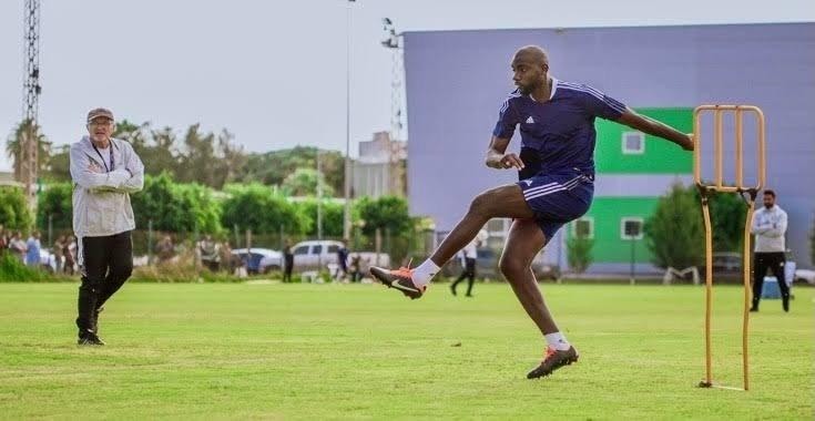 بعد الشكوى لدى فيفا.. أهلي طرابلس الليبي ينهي أزمة مستحقات عبدول با بعد الشكوى لدى فيفا.. أهلي طرابلس الليبي ينهي أزمة مستحقات عبدول با