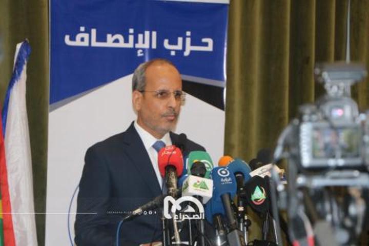 الحزب الحاكم يشكل لجنة لإصلاح الحزب والإشراف على إعادة تأسيسه الحزب الحاكم يشكل لجنة لإصلاح الحزب والإشراف على إعادة تأسيسه