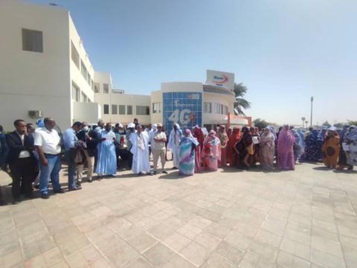 عمال موريتل: الإدارة لم تعرض على المناديب حلا يسمح بالخروج من الأزمة عمال موريتل: الإدارة لم تعرض على المناديب حلا يسمح بالخروج من الأزمة