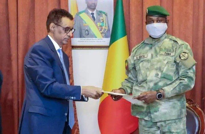 وزير يسلم رسالة من الرئيس غزواني للرئيس المالي وزير يسلم رسالة من الرئيس غزواني للرئيس المالي