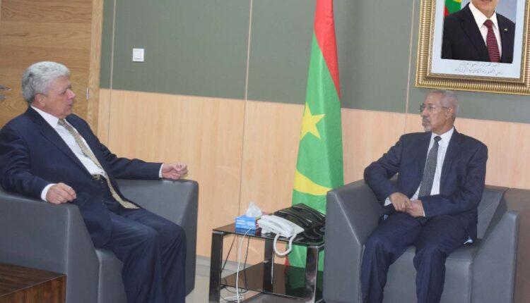 موريتانيا والبرازيل تبحثان تعزيز علاقاتهما في مجال الدفاع